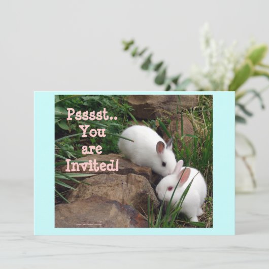 Psst, je bent uitgenodigd. kaart (Staand voorkant)