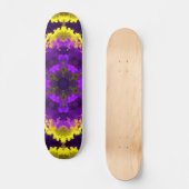 Psychedelic Mandala Flower Yellow en Paars Skateboard (Voorkant)