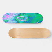 Psychedelic Retro Green en Hot Pink Hibiscus Skateboard (Horizontaal)