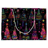 Psychedelische kerstbomen op zwart groot cadeauzakje (Achterkant)