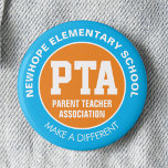 PTA Parent Teacher Association<br><div class="desc">Cette broche est conçue pour l'Association des Enseignants Parents. Sa couleur se démarque et les polices sont faciles à lire. Les textes en haut et en bas sont modifiables avec le nom et le slogan de votre école. ♥ ♥ Si vous avez du mal à customiser ce produit ou si...</div>