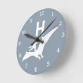 Pterodactyl Dinosaur Monogram Nursery Wall Clock Ronde Klok (Hoek)