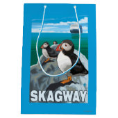 Puffins & Cruise Ship - Skagway, Alaska Medium Cadeauzakje (Achterkant)