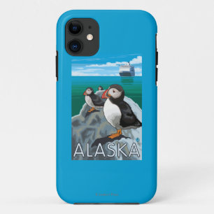 Puffins kijken naar een cruiseschip iPhone 11 hoesje