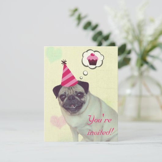 Pug Cupcake Uitnodiging (Staand voorkant)