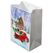 Pug Dog in kerstcadeauwagen Medium Cadeauzakje (Achterkant Gekanteld)