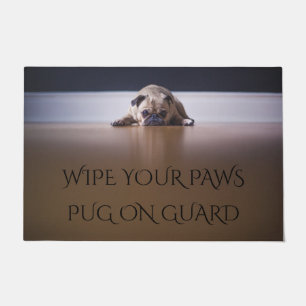Pug doormat. Veeg je poten af. Deurmat