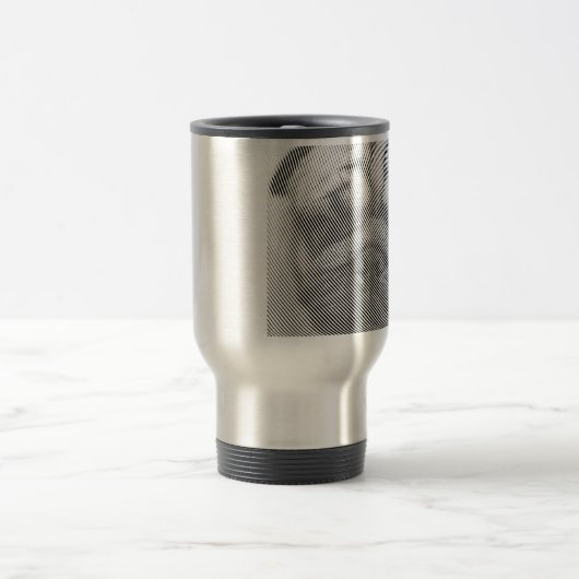 Pug Face Reisbeker (Center)