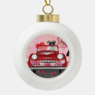 Pug Hond Auto met Hartjes Valentijnsdag   Keramische Bal Ornament