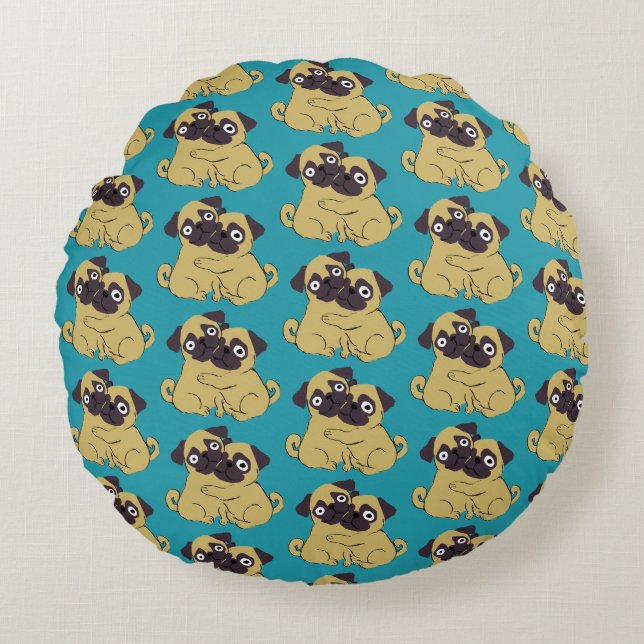 Pug hug Blue, Rond Kussen (Voorkant)