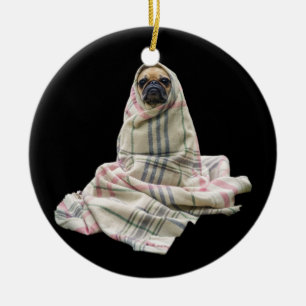 Pug in een Blanket Keramisch Ornament