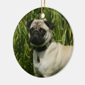 Pug Looking in camera Keramisch Ornament (Links)