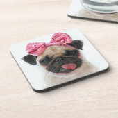 Pug met roze romp bier onderzetter (Linkerzijde)