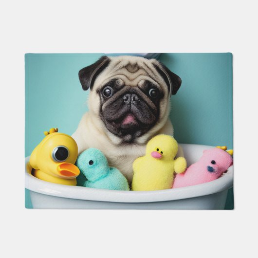 Pug Paradise: Een zwemschoonheid op de buis Deurmat (Voorkant)