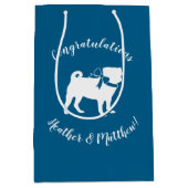 Pug Party Blue Theme Celebration Medium Cadeauzakje (Voorkant)