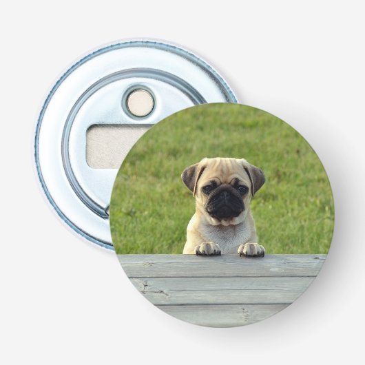 Pug Pup Button Flesopener (Voorkant)