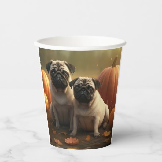 Pug Puppy Herfst Delight Pompoen Papieren Bekers (Voorkant)