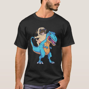 Pug rijdt op T-rex surfende dinosaurus Funny hondl T-shirt