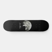Pug Stand Op Berg Spooky Halloween Moon Skateboard (Horizontaal)