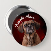 Puggle mama met rode achtergrondButton Ronde Button 4,0 Cm (Voorkant /achterkant)