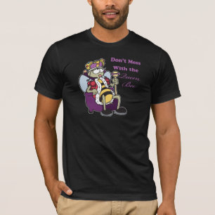 puinhoop met koningin bij t-shirt