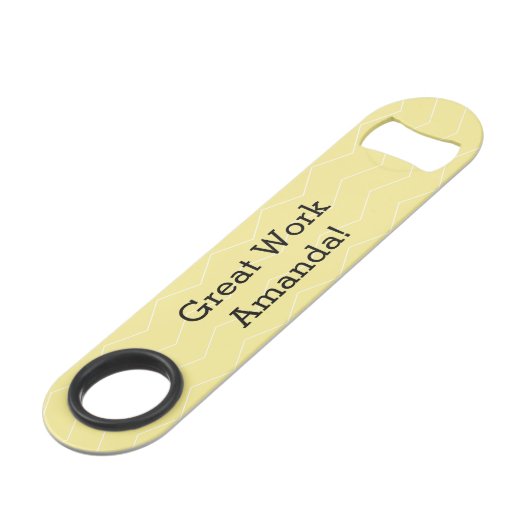 Puits vert encourageant drôle d'appui renversé (Dos Angle)