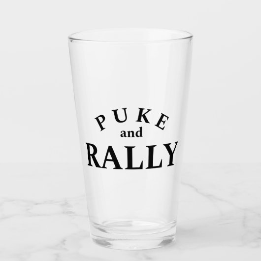Puke en Rally Pint Glass - Grappig Party Bierglas Glas (Voorkant)