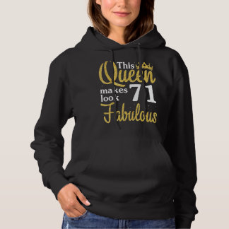 Pull À Capuche Cette Reine Fait 71 Ans Paraître Fabuleux Annivers
