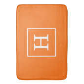 Pumpkin Oranje White Framed Initiaal Monogram Badmat (Voorkant Verticaal)