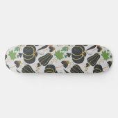 Pumpkin seamless pattern carrot black and white skateboard (Horizontaal)