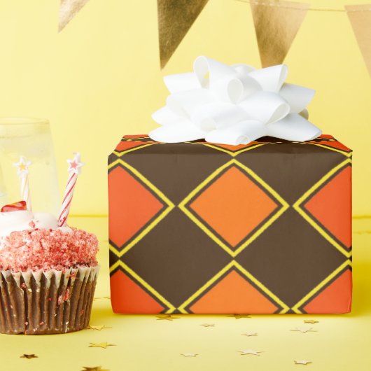 Pumpkin Spice Harlequin Pattern Cadeaupapier (Verjaardagsfeest)