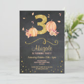 Pumpkin THREE Birthday 3rd Herfst Chalk Gold Invit Kaart (Staand voorkant)