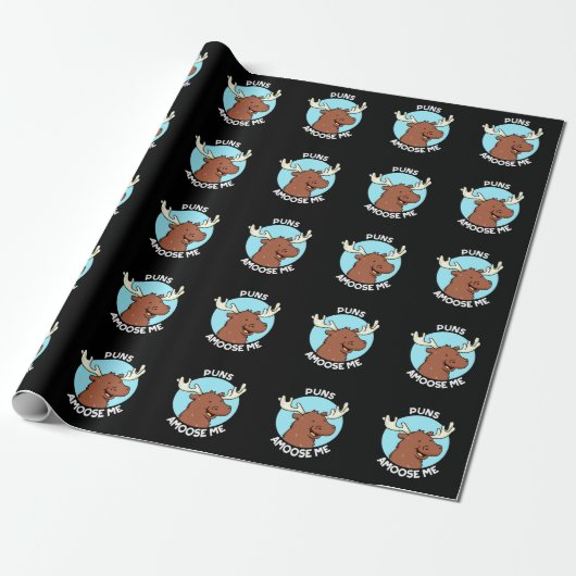 Puns Amoose me Funny Moose Pun Dark BG Cadeaupapier (Uitgerold)