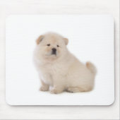 puppup hond met een schattige witte chow muismat (Voorkant)