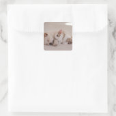 Puppy en konijn vierkante sticker (Tas)