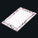 Purge Lunettes de soleil parfum et Bloc-notes<br><div class="desc">Un bloc-notes avec un design composé de lunettes de soleil pour chat rose et noir rétro, des sacs à monnaie rose avec pois gris, des sacs à main rose avec arc noir, des rouges à lèvres roses, des pierres précieuses roses et une bouteille de parfum avec atomiseur rose. Personnalisez avec...</div>