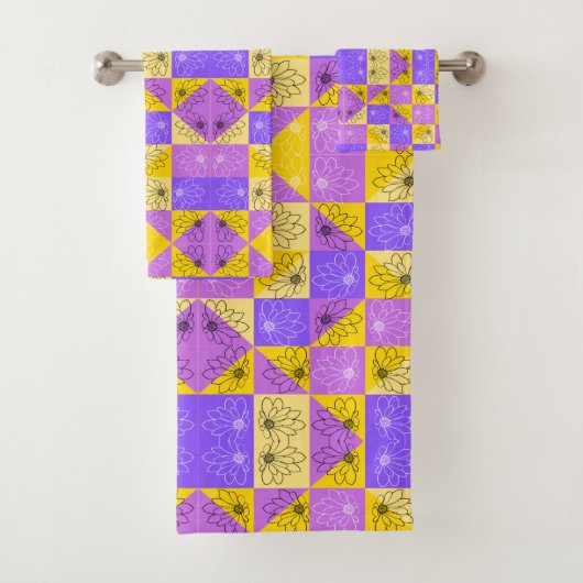 Purple and gold summer floral seamless pattern (En situation)