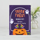 Purple And Orange Trick Or Treat Halloween Party Kaart (Staand voorkant)