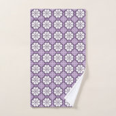 Purple and white floral patterned bad handdoek (Handdoek)
