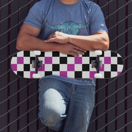 Purple Black White Checkered Pattern Design  Skateboard (Buiten 3)