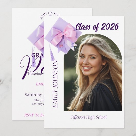 Purple Cap Photo Graduation Party Invitation (Devant / Derrière)