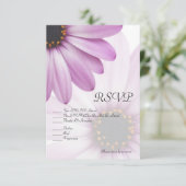 Purple Daisy RSVP (Debout devant)