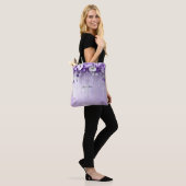 Purple Flowers with Dangling Pearls Tote Bag (Sur le modèle)