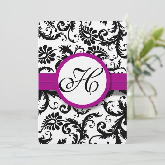 Purple Fuchsia Damask Swirl Wedding Invitations (Debout devant)