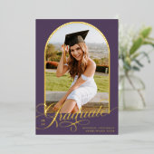 Purple Graduate Foil Faire-part de graduation (Debout devant)