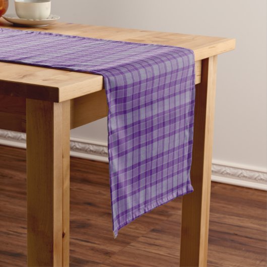 Purple Gray Plaid Tartan Table Runner Korte Tafelloper (Voorbeeld)