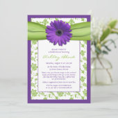 Purple Green Daisy Damask Bridal Douche Invitation (Debout devant)