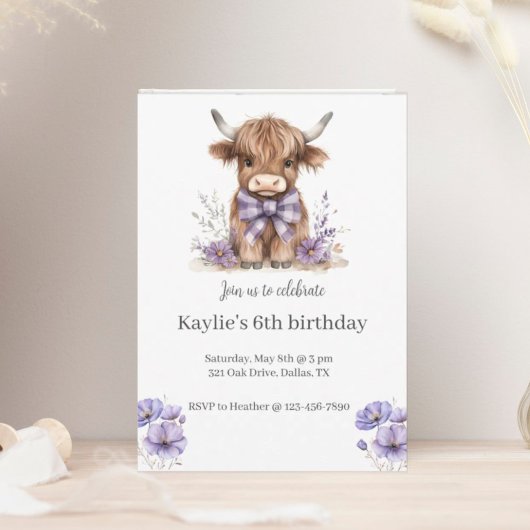 Purple Highland Cow Invitation à la fête d'anniver