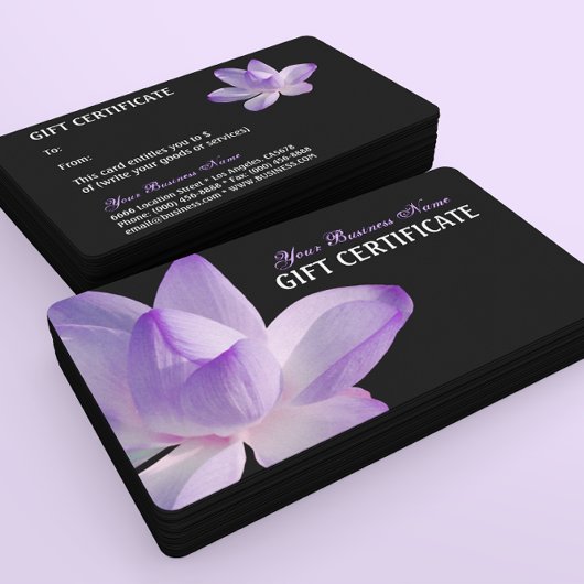 Purple Lotus Bloom sur le certificat cadeau Black