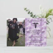 Purple Médicale RN Faire-part d'études (Debout devant)